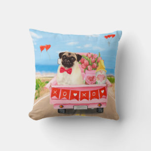 Coussin Carlin Chien Saint-Valentin Coeurs de camion