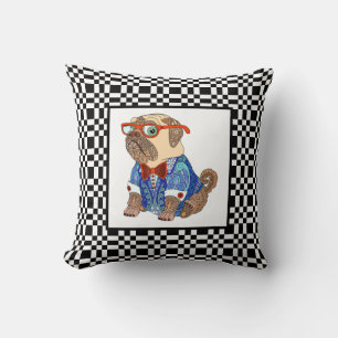 Coussin Carlin Hipster mignon sur tableau de bord B&W
