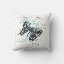 Coussin carré de papillon noir