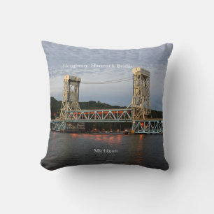 Coussin carré double face du pont Houghton Hancock