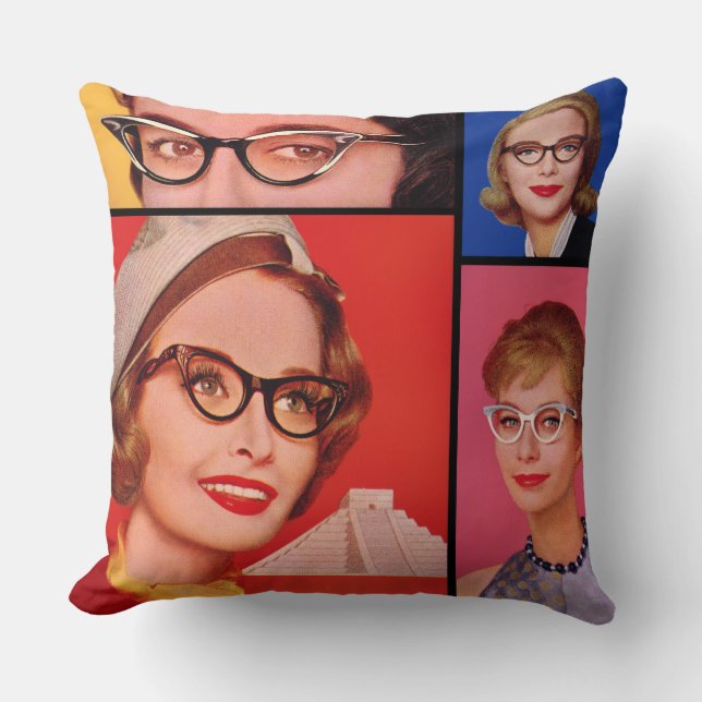 Coussin Carreau plus romance lu de SBTB (Recto)