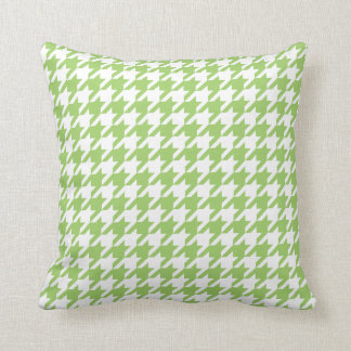 Coussin carreau vert de motif de pied-de-poule