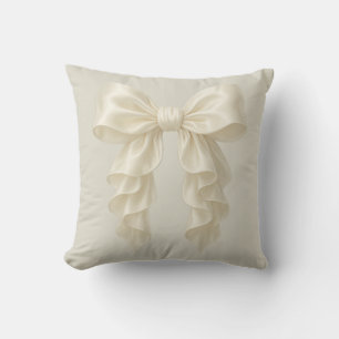 Coussin Cascade de crème à volants noeud élégant posh fémi