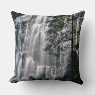 Coussin Cascade en forêt, Oregon