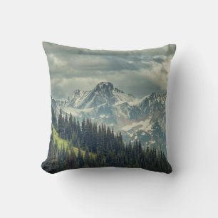 Coussin Cascade nord : Majestic Mountain Peak.