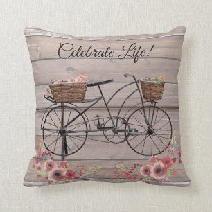 Coussin Célébrez la bicyclette florale vintage de ferme