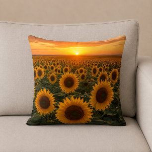 Coussin Champ de Tournesols Dorés au Coucher du Soleil
