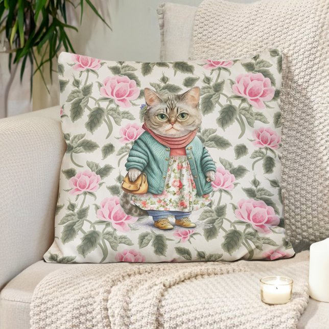 Coussin Chat Grand-Mère Rose Pink Floral Apron Sweat (Cute little old lady cat vintage painting pillow with pretty pink flowers. )