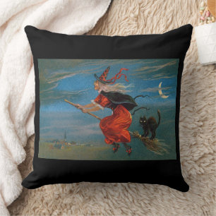 Coussin Chat Noir Familier de Sorcière Halloween sur Balai