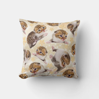Coussin Chaton Judicieux