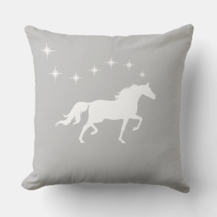 Coussin Cheval blanc élégant et étoiles sur gris argenté