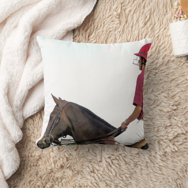 COUSSIN CHEVAUX SPORTIFS (Couverture)