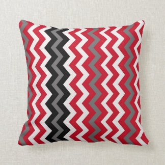 Coussin Chevron rouge, gris et blanc