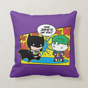 Coussin Chibi Joker Pranking Chibi Batman