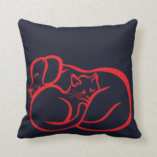 Coussin Chien et chat - cousion d'amitié par Craftiespot