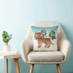Coussin Chien Mini Goldendoodle Rouge Dans Une Forêt D'Hiv