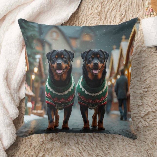 Coussin Chiens Rottweiler Noël Neige Fêtes (Couverture)