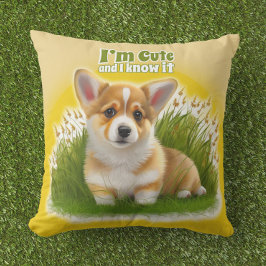 Coussin Chiot de Corgi sur l'herbe | animal mignon