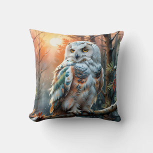 Coussin Chouette de neige colorée dans la forêt automnale
