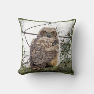 Coussin Chouette Sur Une Branche De Pin