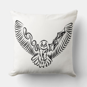 Coussin Chouette volante tribale noire et blanche
