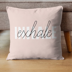 Coussin Citation moderne Pastel Pink Inhale Exhale