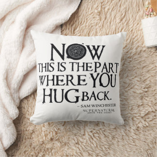 Coussin Citation surnaturelle "Accrocher"