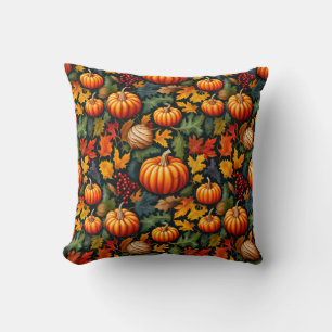 Coussin Citrouilles dans les feuilles avec des baies