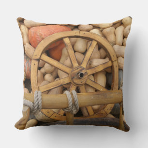 Coussin Citrouilles et Roue de la charrette rurale en bois