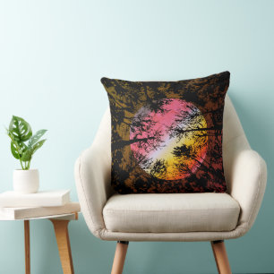 Coussin Clair de lune à travers une forêt dense – Surréali