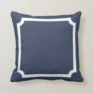 Coussin classique de frontière dans nautique/blanc
