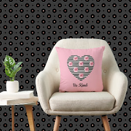 Coussin Coeur avec Roses romantiques noirs rayés sur rose