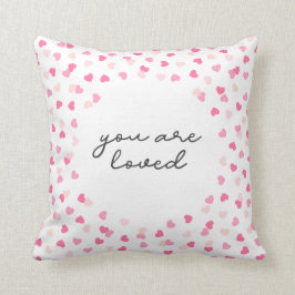 Coussin Coeurs roses éparpillés Confetti Vous êtes aimé