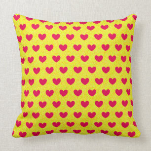 Coussin Coeurs roses mignons sur grand jaune