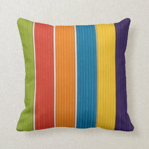 Coussin coloré de rayures