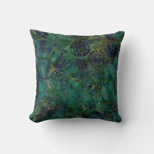 Coussin coloré élégant de motif de batik