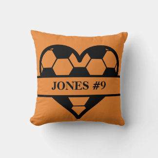 Coussin Conception de coeur de soccer personnalisable