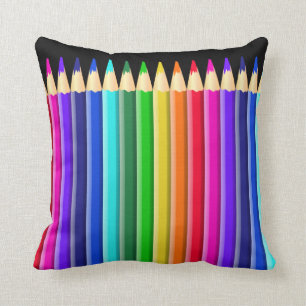 Coussin Conception de crayon colorée grand par arc-en-ciel