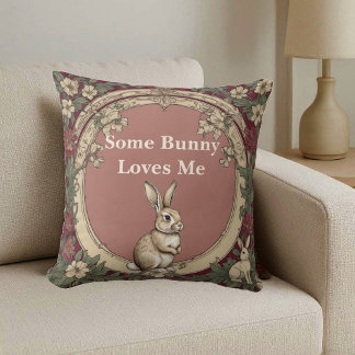 Coussin Cottagecore Burgundy Some Bunny Loves Me Vintage 