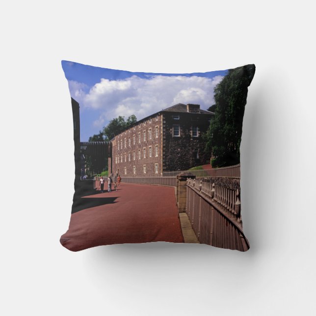 Coussin Cotton Mill à New Lanark Poster Photo Bl (Recto)
