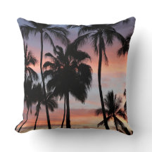 Coucher de soleil des palmiers tropicaux