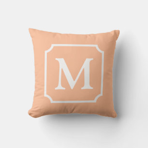 Coussin Couleur de l'année 2024 : Pêche Monogramme