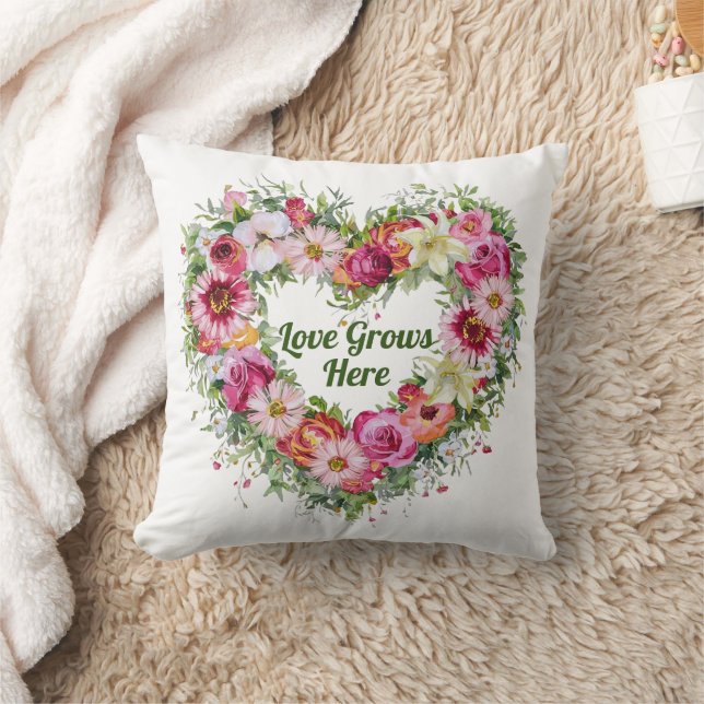 Coussin Couronne de coeur florale personnalisée (Couverture)