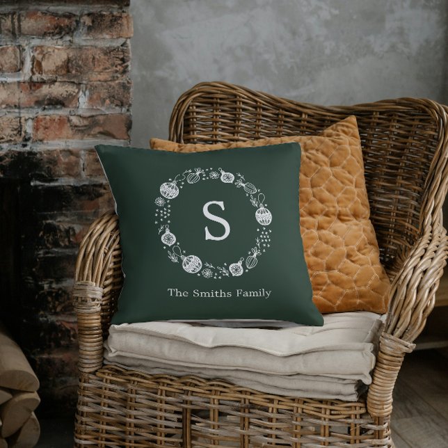 Coussin Couronne de Noël Monogramme personnalisée (Créateur téléchargé)