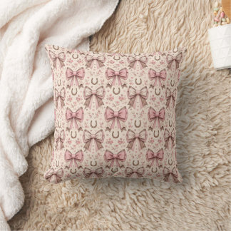 Coussin Cowgirl Rose Pâle Rubans Fer à Cheval Western 