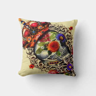 Coussin Crâne floral couronné