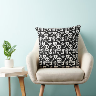 Coussin Crâne mignon Noir Et Crossbones Halloween