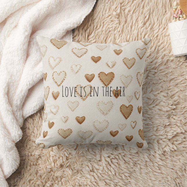 Coussin Cream & Brown Hearts   (Couverture)