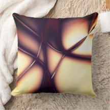 Crème beige brûlée sous une ligne claire ressemble