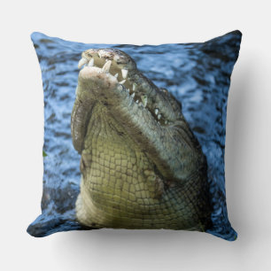 Coussin Crocodile Dents Eau
